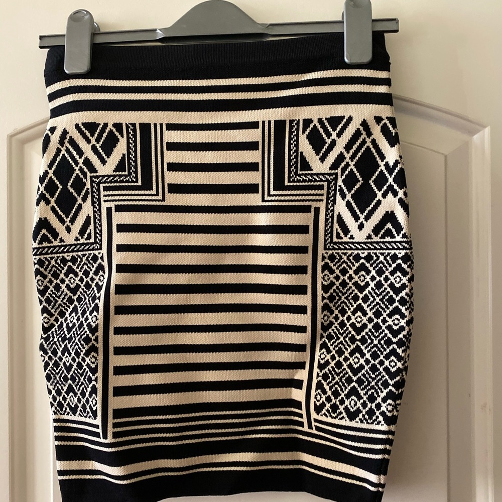 Black white bandage skirt